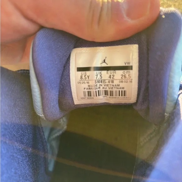 Air Jordan 12 Retro GS ‘Hornets’ *RARE*size 8.5y (8.5 men’s or 10 women’s) - Picture 10 of 10